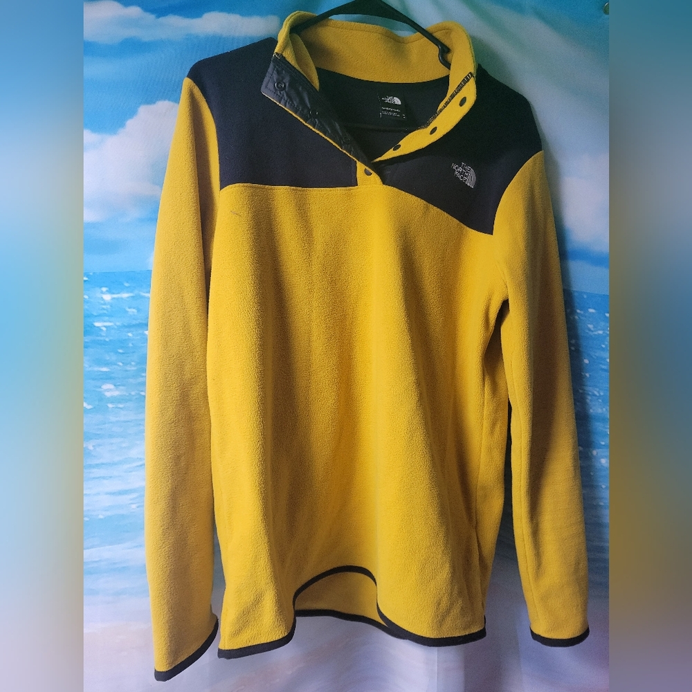The North Face Mustard Yellow Quarter Snap Pullover Fleece Jacket Size Medium